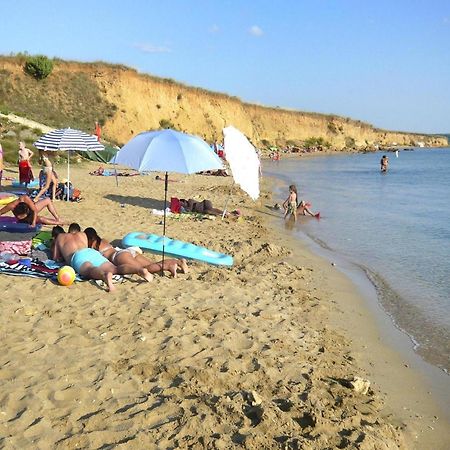 Apartments Ljilja In Privlaka, Near Sandy Beach 普利拉卡 外观 照片