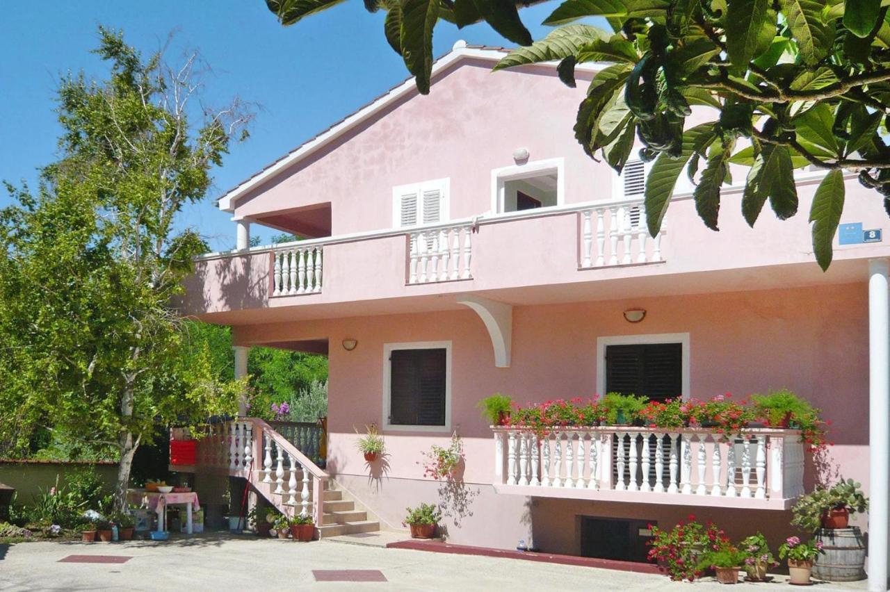 Apartments Ljilja In Privlaka, Near Sandy Beach 普利拉卡 外观 照片