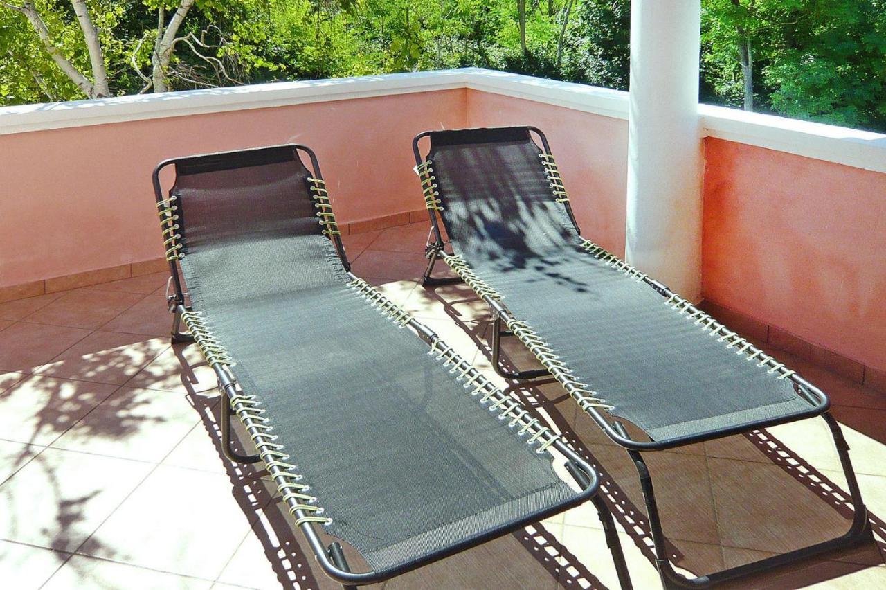 Apartments Ljilja In Privlaka, Near Sandy Beach 普利拉卡 外观 照片